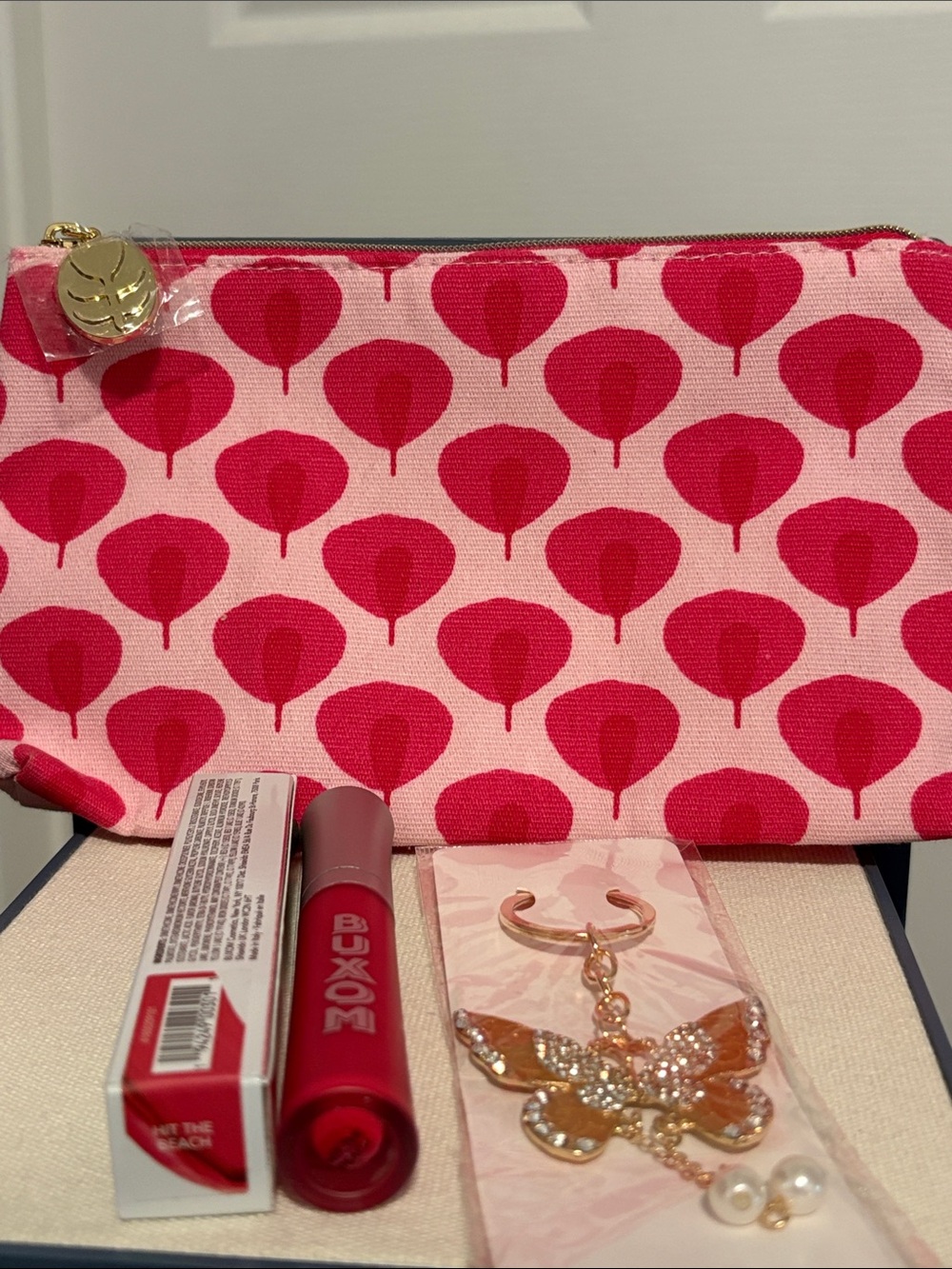 New Buxom Plumping Matte Lip Color Bundle W Estée Lauder Pouch & Butterfly Charm - Picture 4 of 5